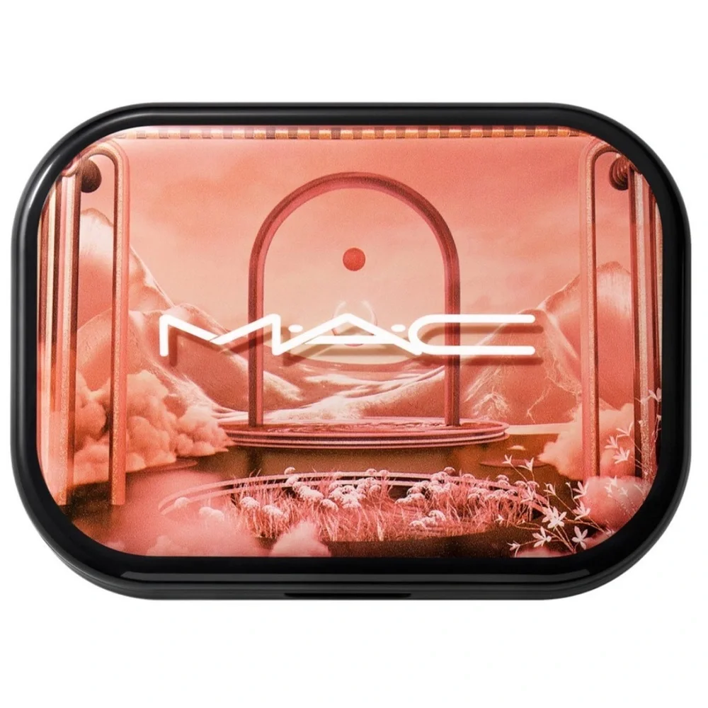 MAC Connect In Colour Eye Shadow Palette Embedded In Burgundy